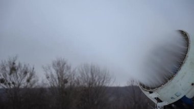 Kar topu, Kayak Merkezi kar yapma