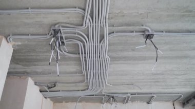 Plastik elektrifikasyon tüplerinin site bina elektrik tesisatı