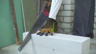 Oluşturucu gaz beton blok el ile testere gördüm