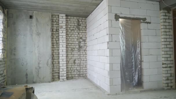 Panoramic shot of interior reconstruction site — Stock Video