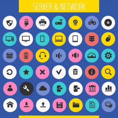Moda düz tasarım büyük bilgisayar ve sunucu ağları simgeleri ayarlandı
