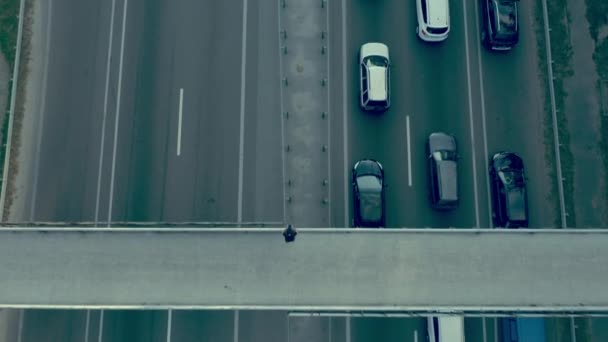 Top view of heavy traffic on suburban road, gas emissions problem, ecology — Stock Video