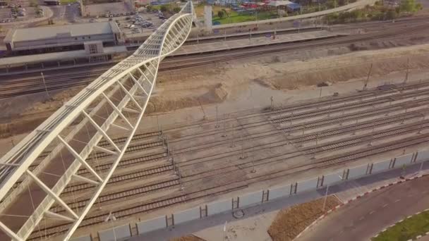 Cerveja Sheva Estação Ferroviária Ponte Centro Local Vista Aérea — Vídeo de Stock