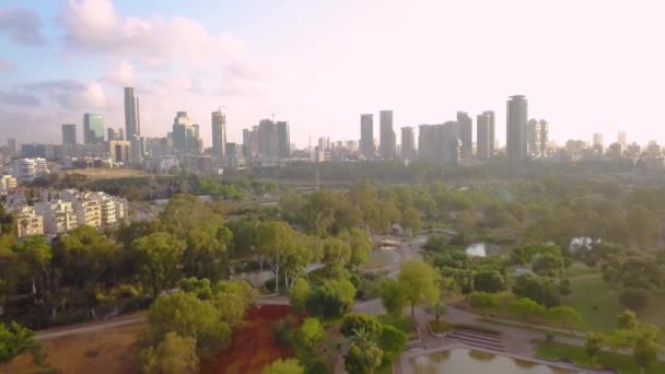 Norden Tel Aviv Park Yarkon Aerial Skyline Drohnenaufnahmen — Stockvideo