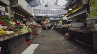 İsrail, Kudüs - 01 Şubat 2018: İnsanlar Kudüs pazarından alışveriş yapıyorlar.