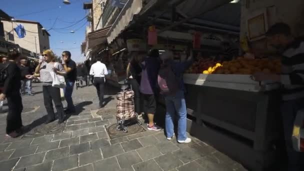 Israel Jerusalém Fevereiro 2018 Pessoas Comprando Mercado Jerusalém Footage — Vídeo de Stock