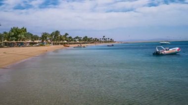 Sinai plajı ve uçurtma sörfçüleri, 4k zaman aşımı görüntüleri.