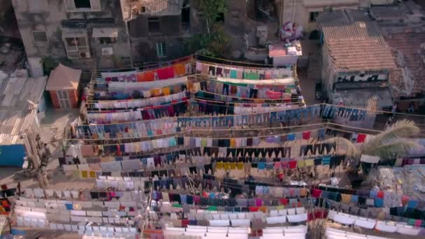 Mumbai Dhobi Ghats Slums Ocean Aerial Ungraded Flat — Vídeo de stock