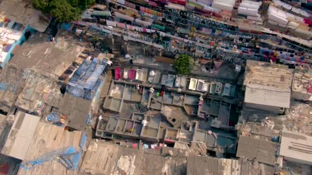 Mumbai Dhobi Ghats Slums Ocean Aerial Ungraded Flat — Vídeo de stock