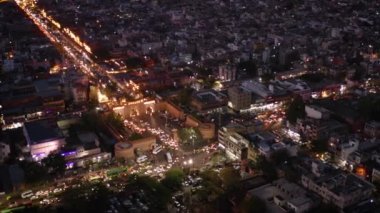 Gece manzarası aydınlatması, Hindistan.