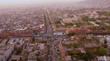 Jaipur şehrinin, Hindistan 'ın, Rajasthan' ın hava görüntüsü, 4k hava aracı görüntüsü.