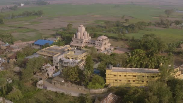 インドのエカチャクラ村 空中4K 主Nityananda発祥の地 — ストック動画