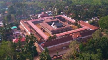 Hindistan 'daki şehir tarihi binalarının havadan görünüşü, Asya' dan seyahat, seyahat kavramı  