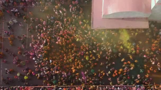 Luchtfoto Van Holi Kleurenfestival India Drone Beelden — Stockvideo