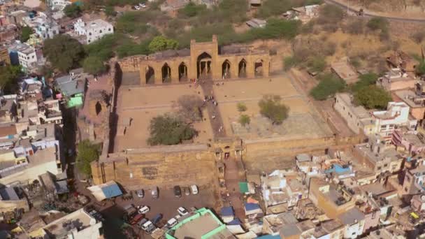 Древние Руины Adhai Din Jhopra Ajmer India Aerial Drone Ungraded — стоковое видео