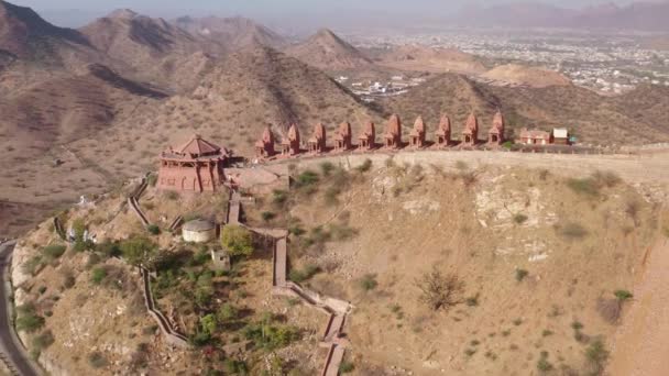View Mountain Jain Temple Ajmer India Aerial Drone Ungraded — Stock Video