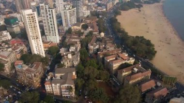Mumbai ufuk çizgisi, Hindistan, Deniz Kuvvetleri alanı, 4k İHA gökyüzü görüntüsü