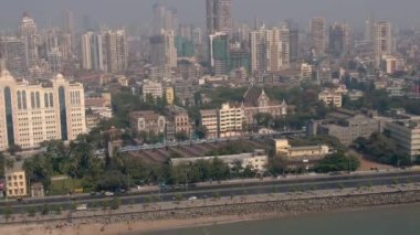 Mumbai ufuk çizgisi, Hindistan, Deniz Kuvvetleri alanı, 4k İHA gökyüzü görüntüsü
