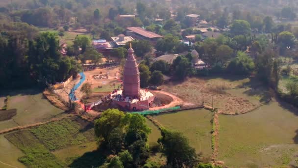 Templo Madana Mohana Govardhan India Escenas Aéreas Aviones Teledirigidos — Vídeo de stock