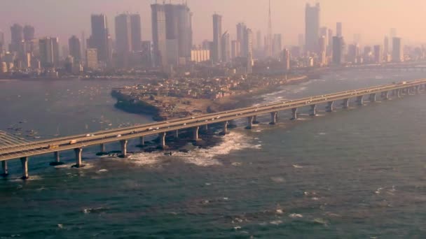 Mumbai India Worli Sea Link Bridge Aerial Drone Footage — Stockvideo