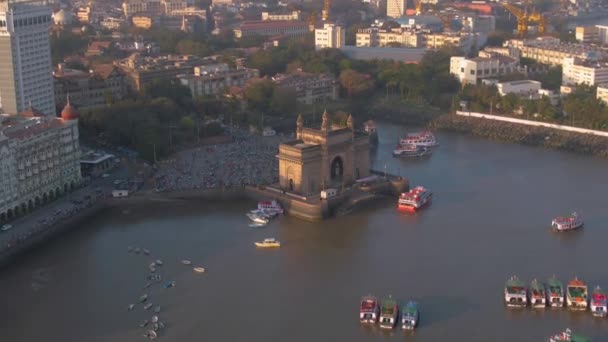 インドの玄関口ムンバイ4Kの空中格上げされていないフラット — ストック動画