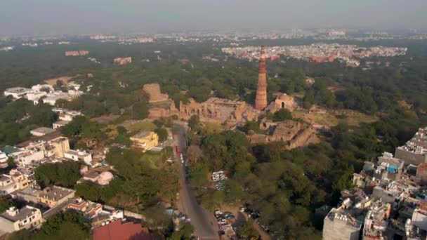 Qutb Minar Ινδία Δελχί Εναέρια Εναέρια Άποψη — Αρχείο Βίντεο