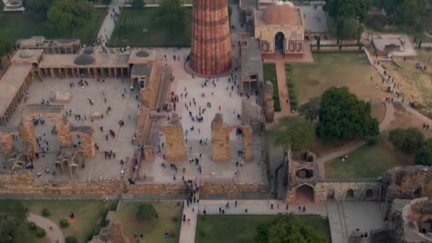 Qutb Minar India Delhi Aerial Aerial View — стоковое видео