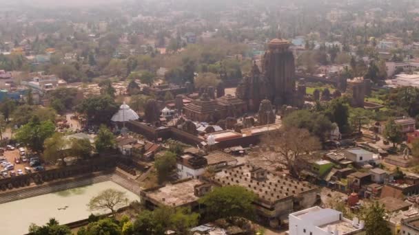 Vista Aérea Del Paisaje Urbano Indio Con Arquitectura Tradicional Durante — Vídeo de stock