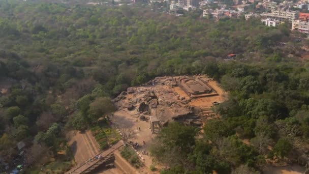 Σπήλαια Udaygiri Bhubaneswar Ινδία Εναέρια Drone Πλάνα — Αρχείο Βίντεο
