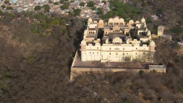 Vista Aérea Templo Barsana Índia Tiro Aéreo — Vídeo de Stock
