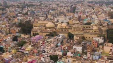 Madurai, Hindistan, Thirumalai Nayakkar Sarayı, 4k hava aracı görüntüsü
