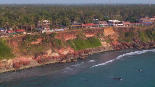 Varkala Cliff Beach Heaven Resort Kerala India Aerial — Stock Video