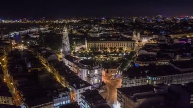 Portekiz, Porto 'da gece, 4k hava aracı silueti zaman aşımına uğradı