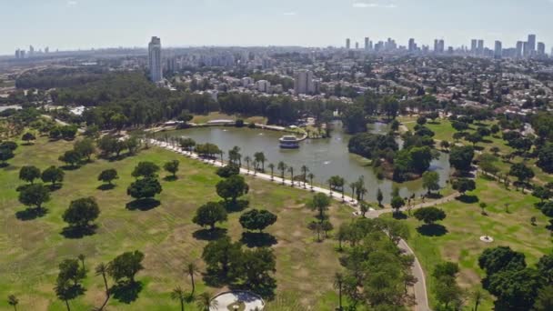 Srail Deki Leumi Parkının Üzerinde Tel Aviv Ufuk Çizgisini Uzaktan — Stok video