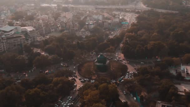 Şehir Merkezindeki Delhi Antik Binası Drone — Stok video