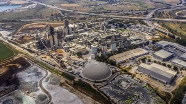 Vue Aérienne Sur Immense Complexe Industriel Lourd Nesher Israël Drone — Video