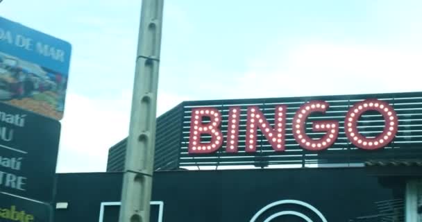 Neon Bingo Schild Gebäude — Stockvideo