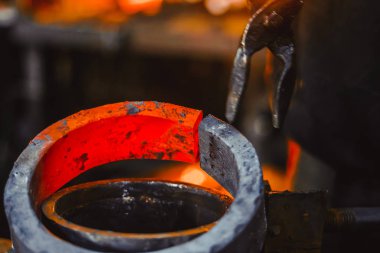 demirhane, sıcak öğesi