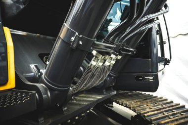 Caterpillar traktör Sergisi