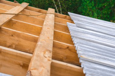 demir çatı bitmemiş çatı