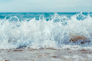 deniz yüzey yaz dalga geçmiş. Doğal tropikal su cenneti. Küp doğa sakin ol.