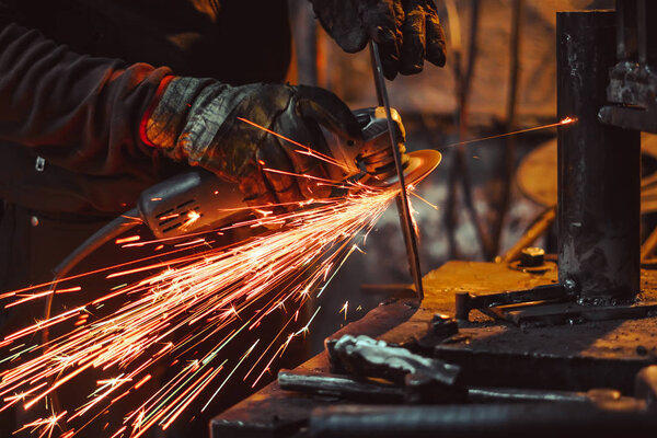 Working saws iron sparks