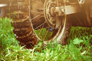 Motorcu başlamadan önce