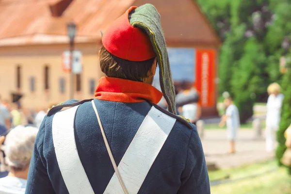 Novokuzneck, russland - 01.07.2018: Menschen in alten Militäruniformen — Stockfoto