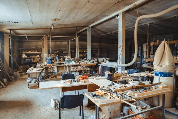 the old carpenter\'s workshop
