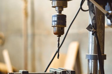 Atölye delme makinesi