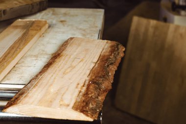 Marangozluk dükkanda panoları