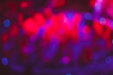 Projektörler bir konserde