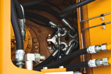 Caterpillar traktör Sergisi