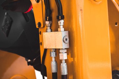 Caterpillar traktör Sergisi